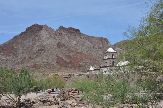 A bela missão San Francisco Xavier, próxima à Loreto, na Baja California - México